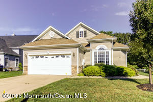 10 Rumson Ct, Waretown, NJ 08758 photo 2