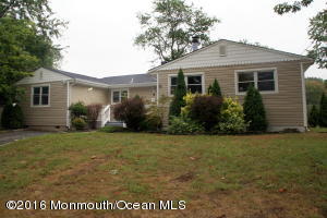 5 Crestview Dr, Hazlet, NJ 07730 photo 1