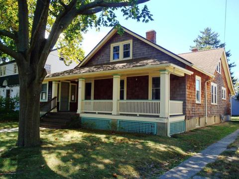 309 E Main St, Manasquan, NJ 08736 photo 2