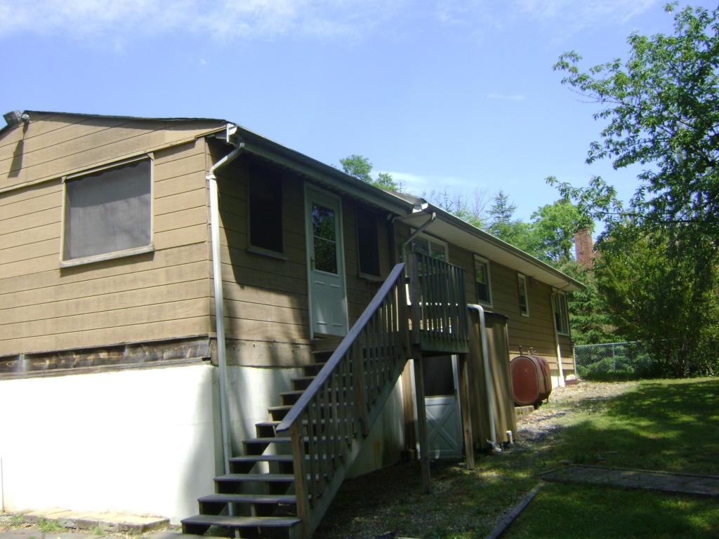 60 Middlesex Rd, Matawan, NJ 07747 photo 5