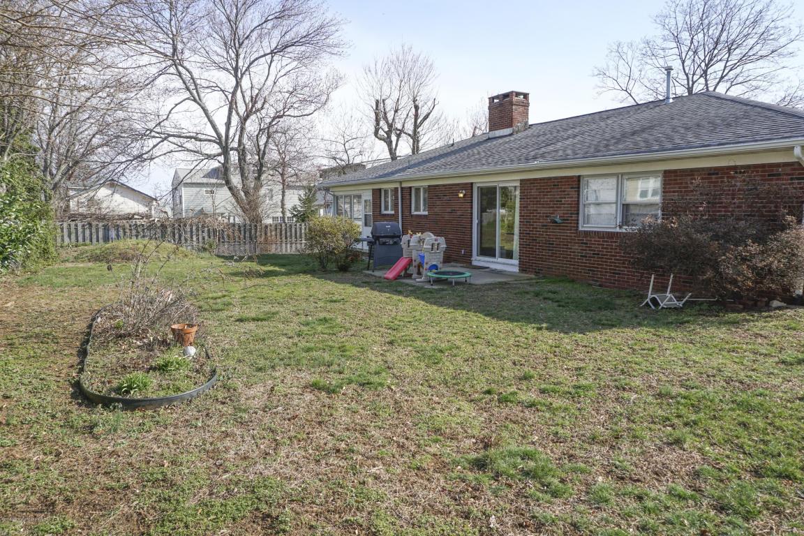 11 Franklin Ave, Middletown, NJ 07748 photo 2