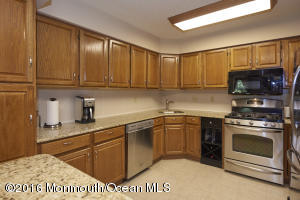 2 Rawson Cir, Ocean, NJ 07712 photo 9