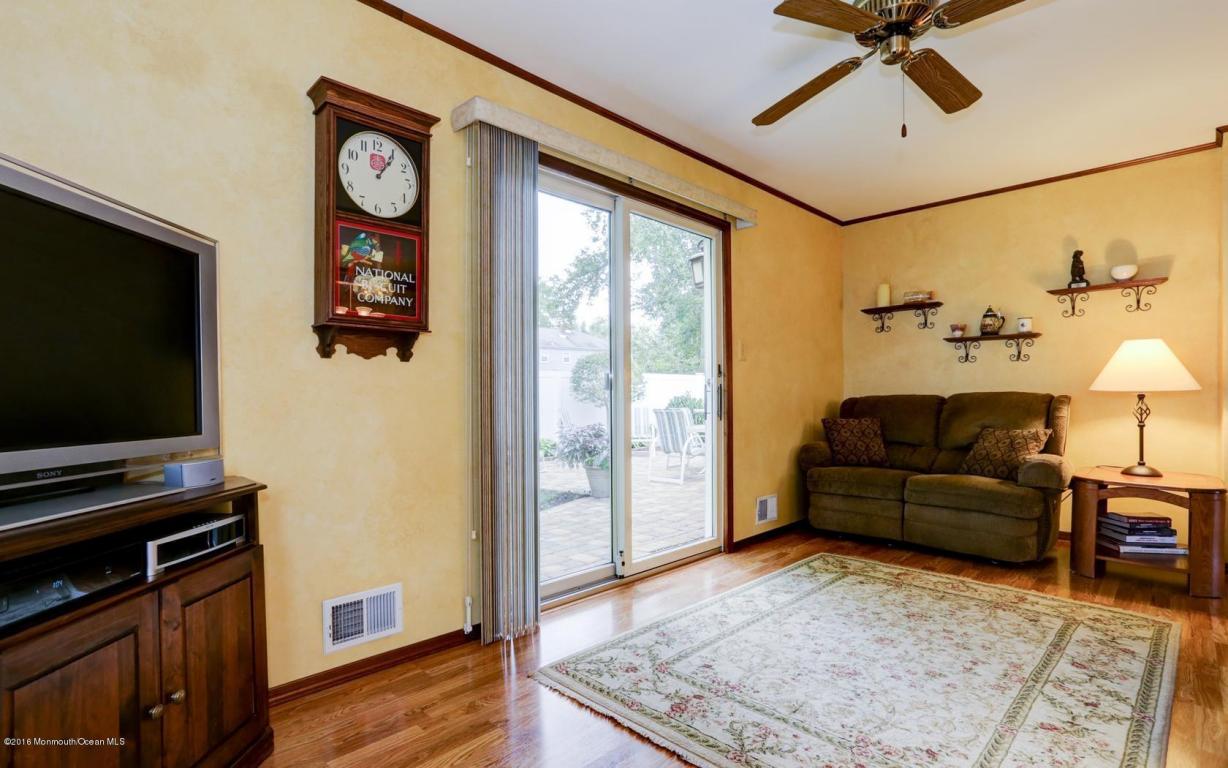 7 Rustic Ln, Matawan, NJ 07747 photo 12