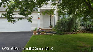 10 Red Maple Dr, Brick, NJ 08724 photo 4