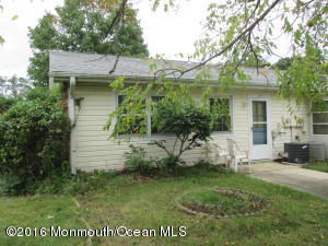 2 Skyline Dr, Brick, NJ 08724 photo 5