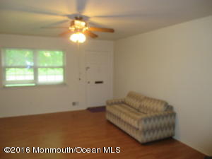2 Skyline Dr, Brick, NJ 08724 photo 8