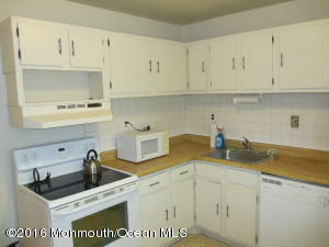 2 Skyline Dr, Brick, NJ 08724 photo 6