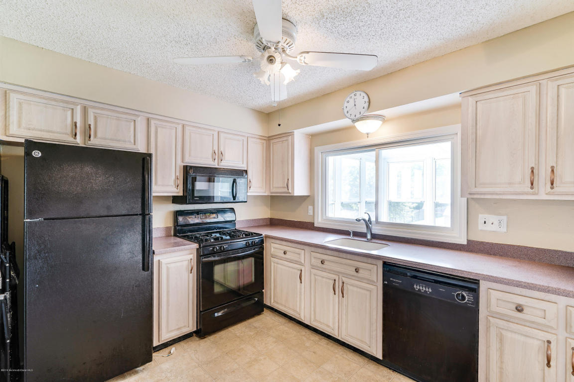85 Andover Rd, Jackson, NJ 08527 photo 2