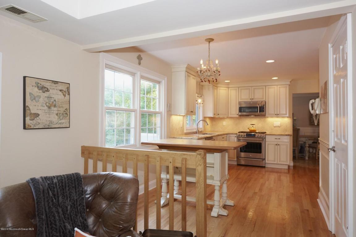 6 Decker Dr, Middletown, NJ 07748 photo 12