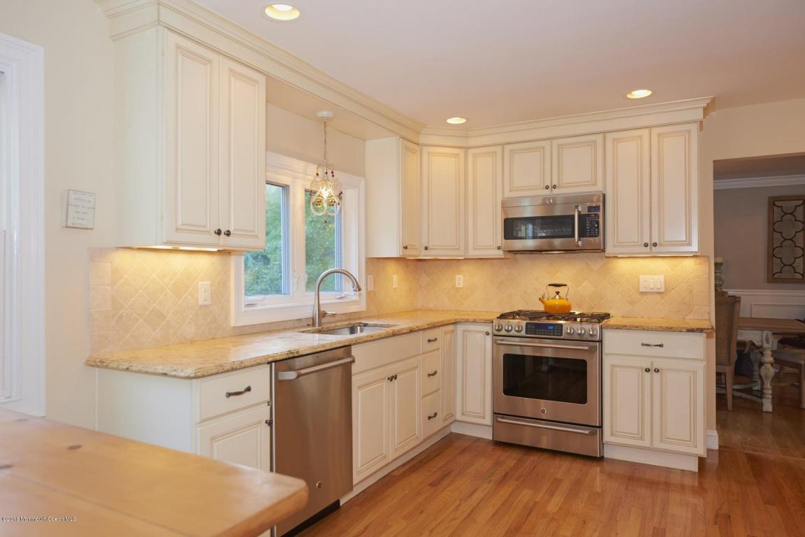 6 Decker Dr, Middletown, NJ 07748 photo 10