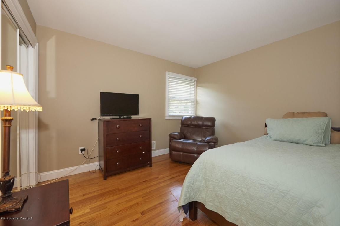 6 Decker Dr, Middletown, NJ 07748 photo 27