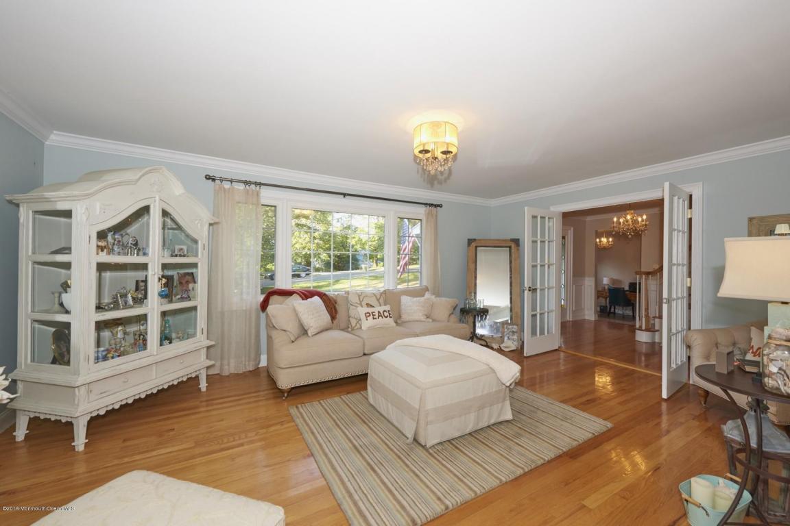 6 Decker Dr, Middletown, NJ 07748 photo 6