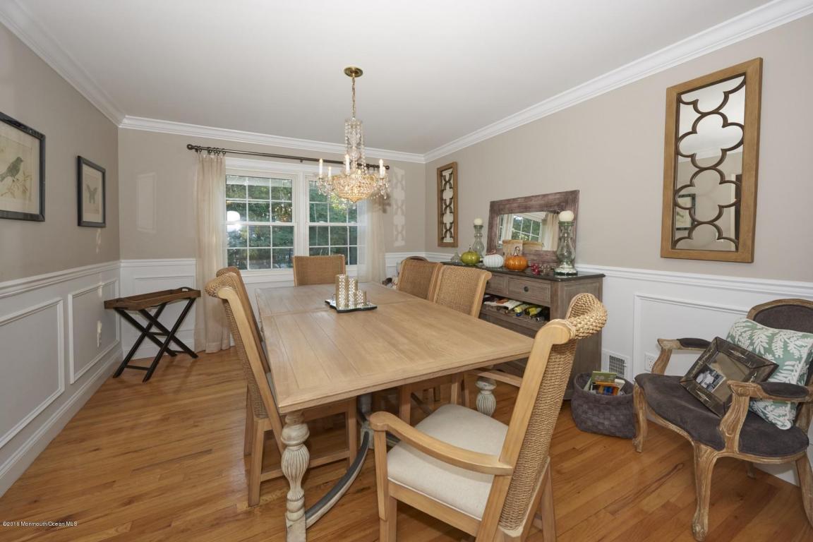 6 Decker Dr, Middletown, NJ 07748 photo 8