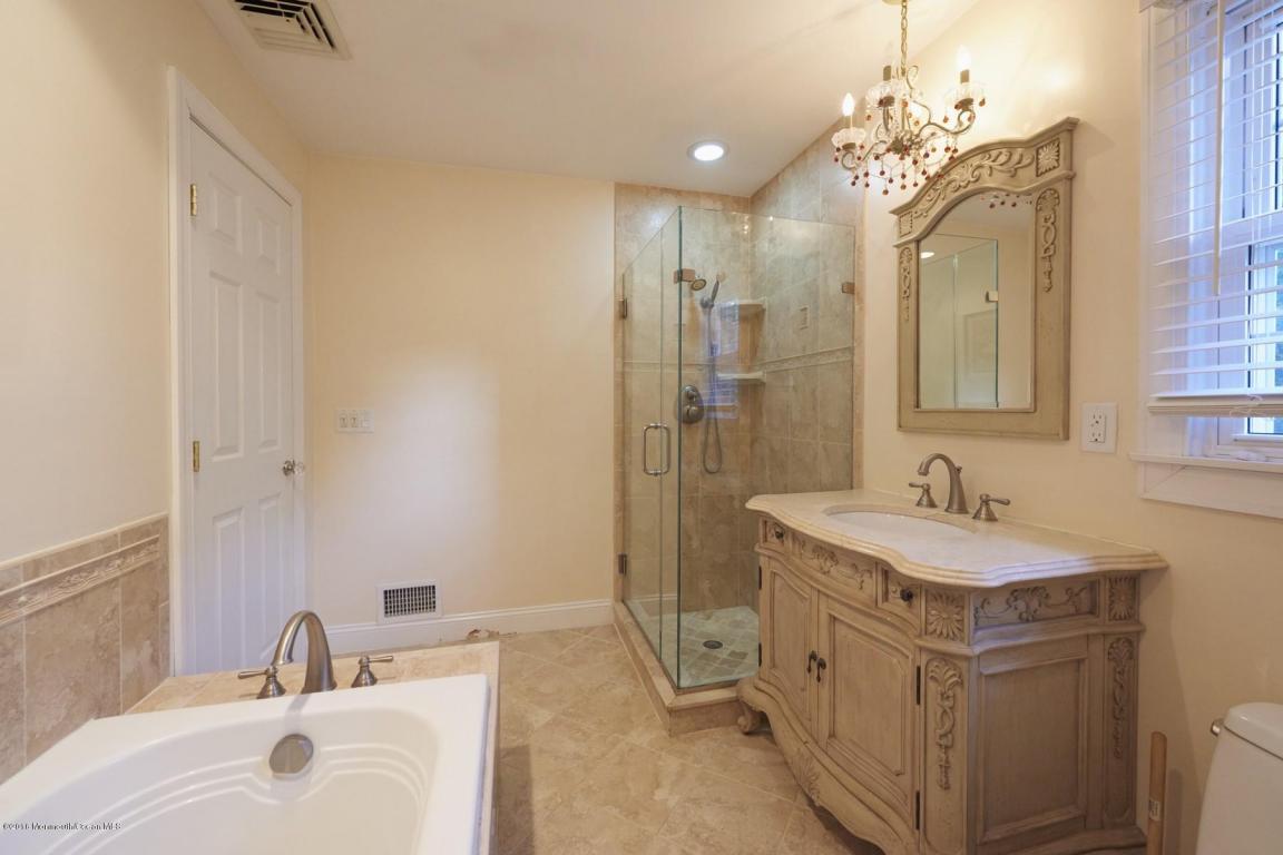 6 Decker Dr, Middletown, NJ 07748 photo 23