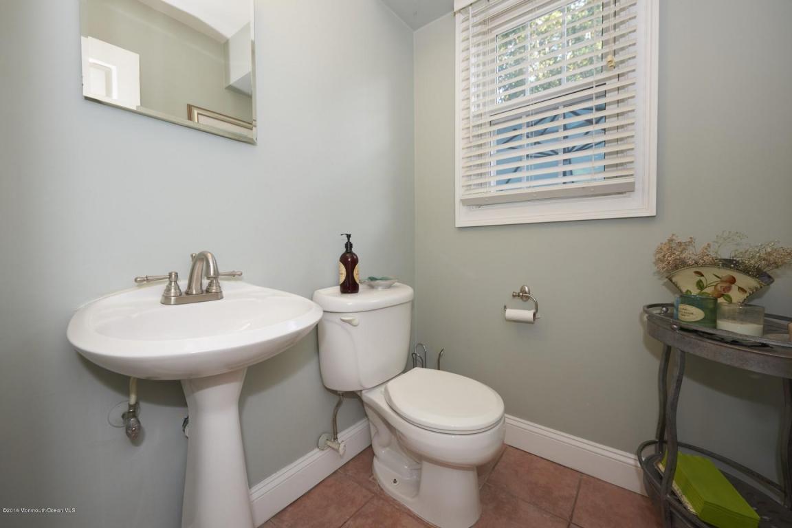 6 Decker Dr, Middletown, NJ 07748 photo 38