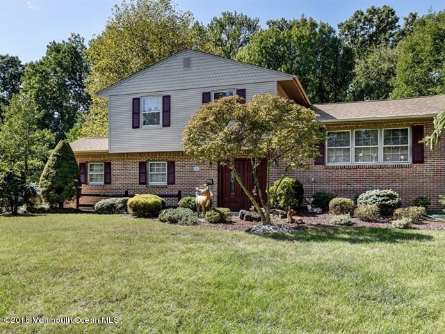 247 Cherry Tree Ln, Middletown, NJ 07748 photo 1