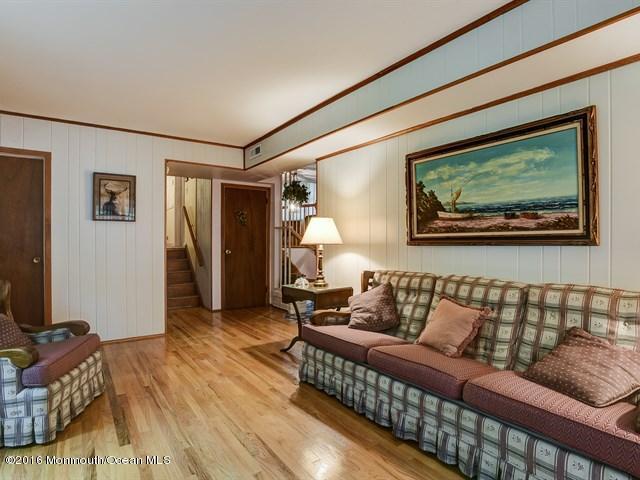 247 Cherry Tree Ln, Middletown, NJ 07748 photo 14
