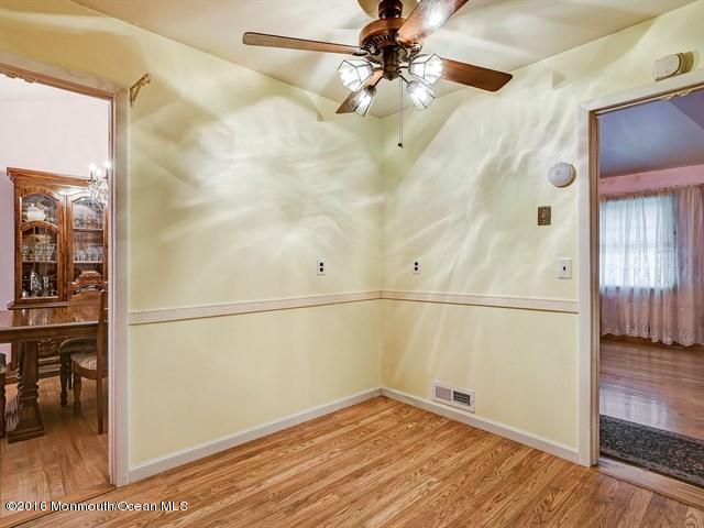 247 Cherry Tree Ln, Middletown, NJ 07748 photo 13