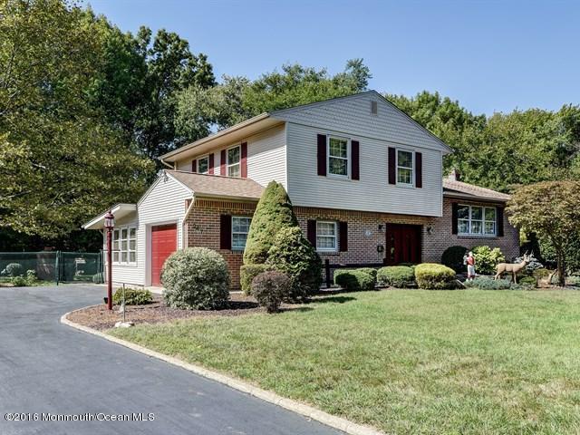 247 Cherry Tree Ln, Middletown, NJ 07748 photo 2