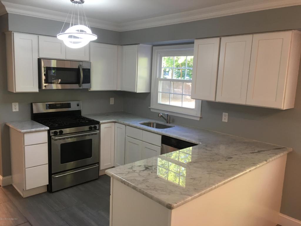 19 Leaf Ln, Matawan, NJ 07747 photo 11