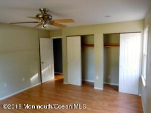 11 Blake Dr, Howell, NJ 07731 photo 5