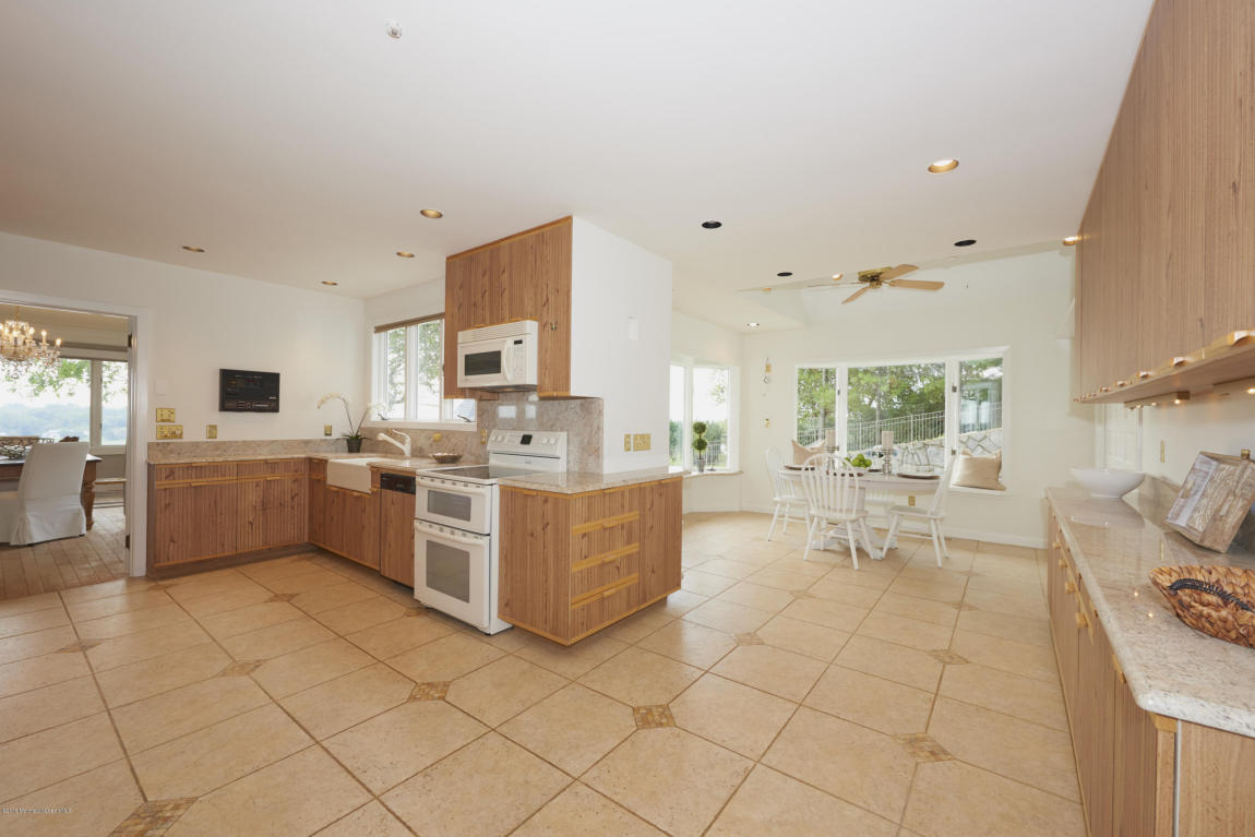 896 Navesink River Rd, Rumson, NJ 07760 photo 13