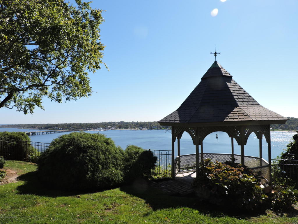 896 Navesink River Rd, Rumson, NJ 07760 photo 17