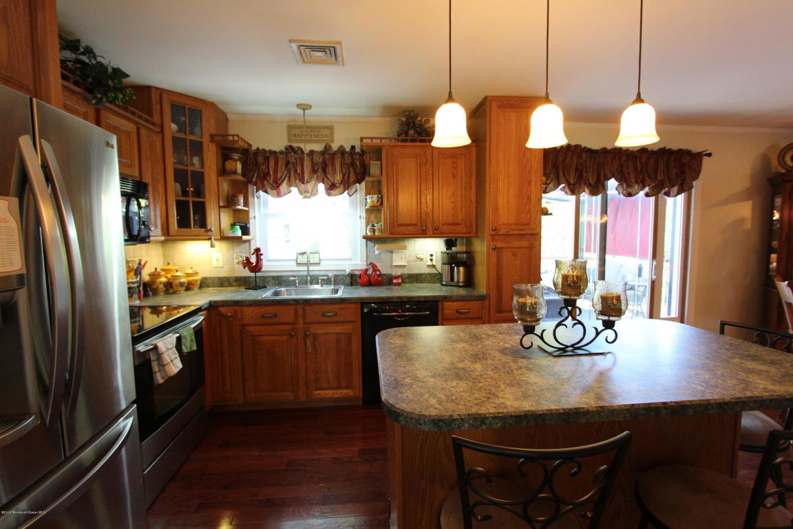 155 Walnut Dr, Brick, NJ 08724 photo 18
