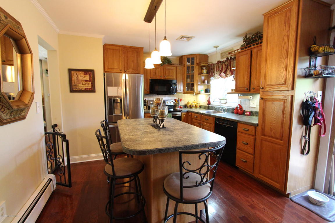 155 Walnut Dr, Brick, NJ 08724 photo 8