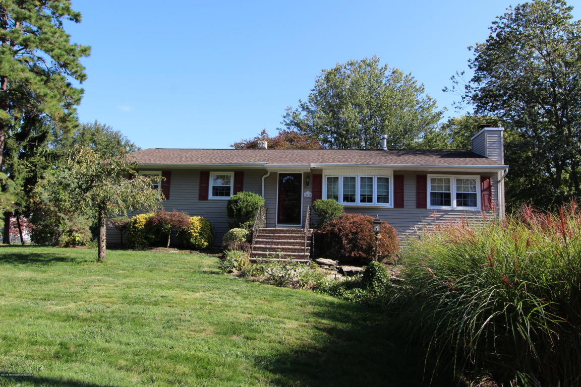 155 Walnut Dr, Brick, NJ 08724 photo 1