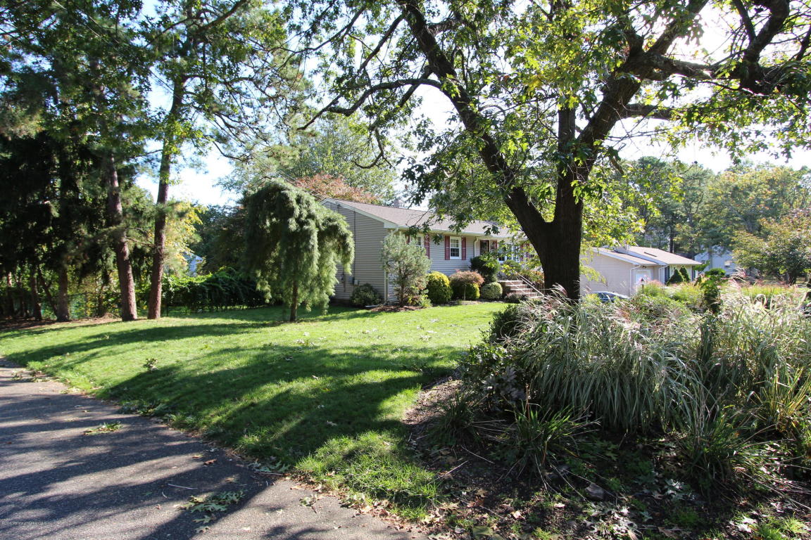 155 Walnut Dr, Brick, NJ 08724 photo 32