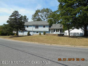 85 Truex Pl, Middletown, NJ 07748 photo 2
