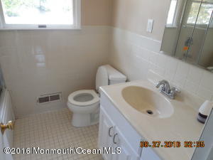 85 Truex Pl, Middletown, NJ 07748 photo 9