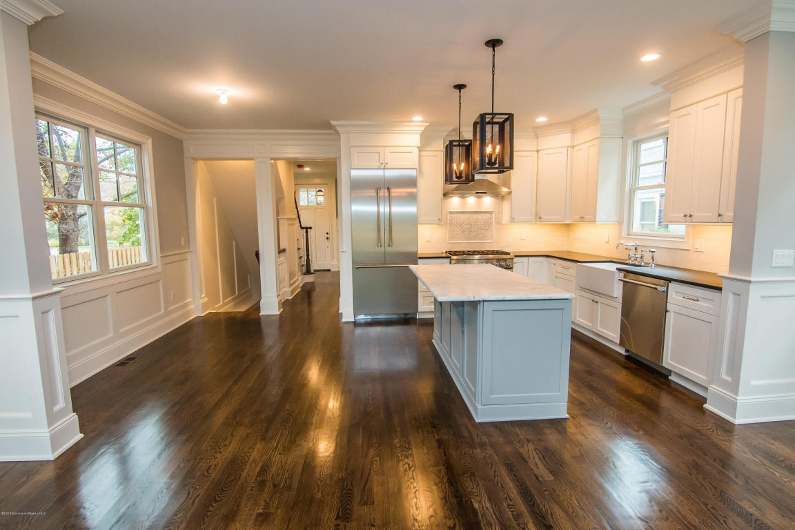 22 Center St, Rumson, NJ 07760 photo 11