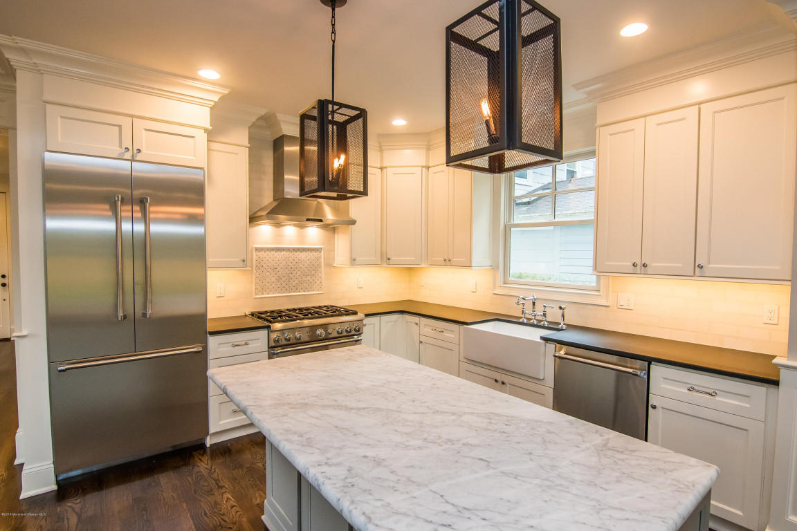 22 Center St, Rumson, NJ 07760 photo 10