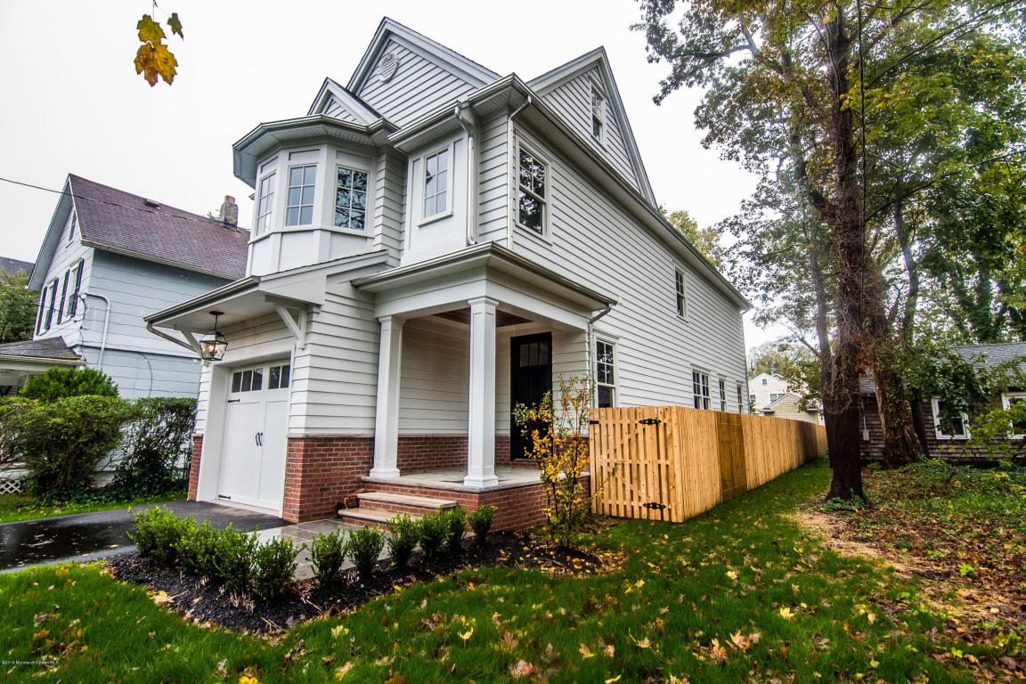 22 Center St, Rumson, NJ 07760 photo 2