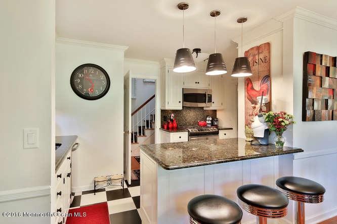 10 Berkeley Sq, Brielle, NJ 08730 photo 4