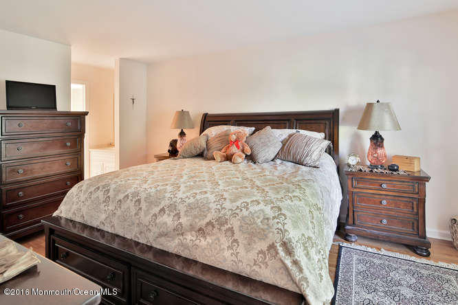 10 Berkeley Sq, Brielle, NJ 08730 photo 11