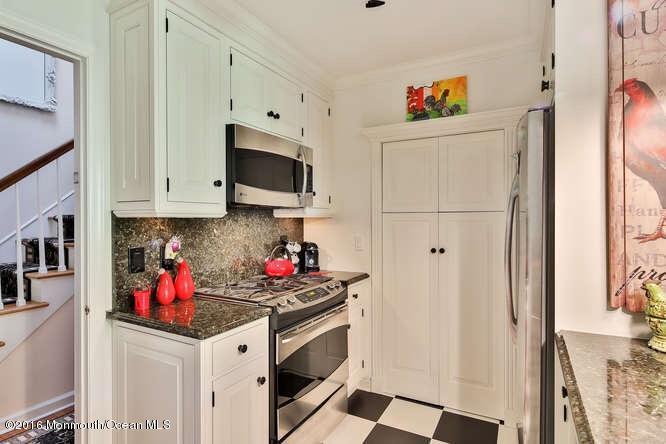 10 Berkeley Sq, Brielle, NJ 08730 photo 5
