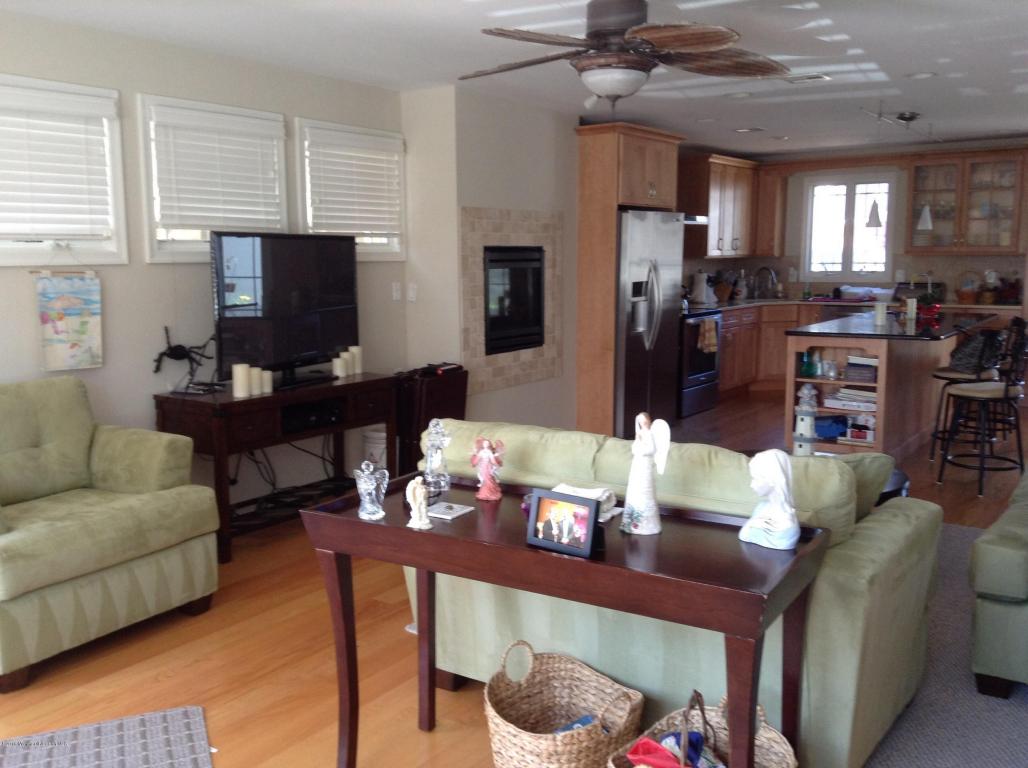 9 Atlantic Way, Sea Bright, NJ 07760 photo 3
