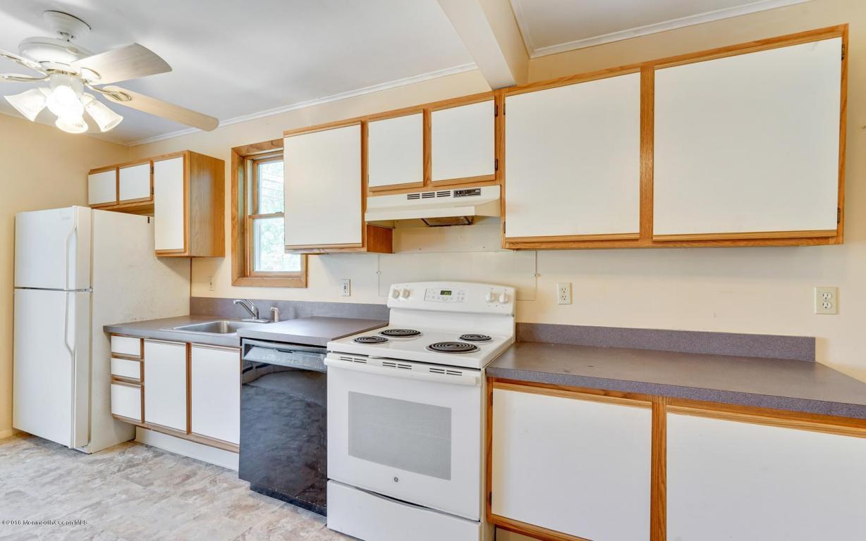 219 Drum Point Rd, Brick, NJ 08723 photo 4