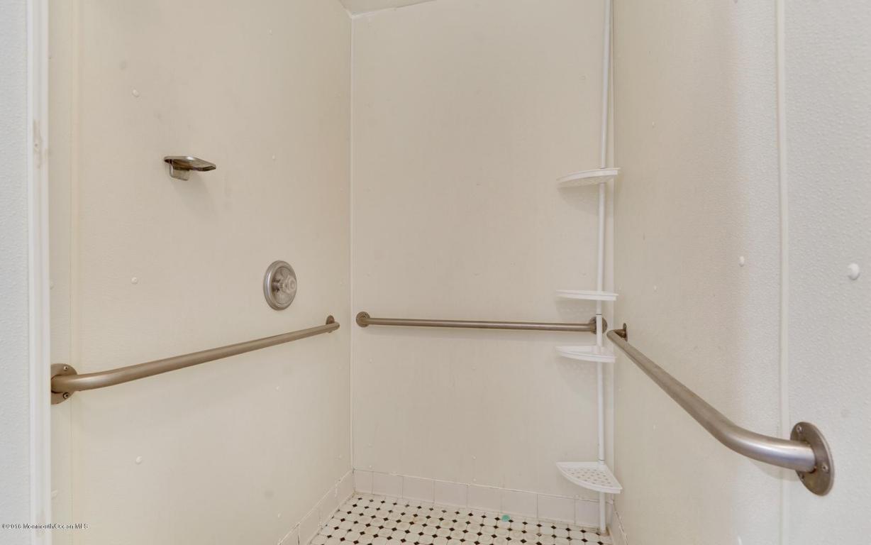 219 Drum Point Rd, Brick, NJ 08723 photo 12