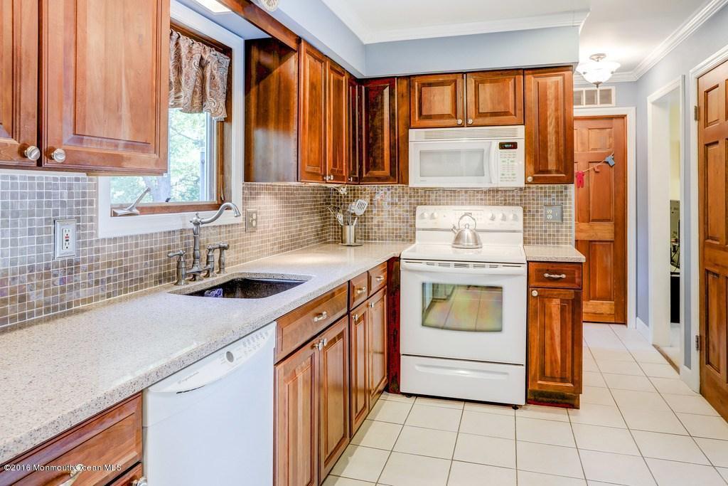 37 Anita Dr, Jackson, NJ 08527 photo 6