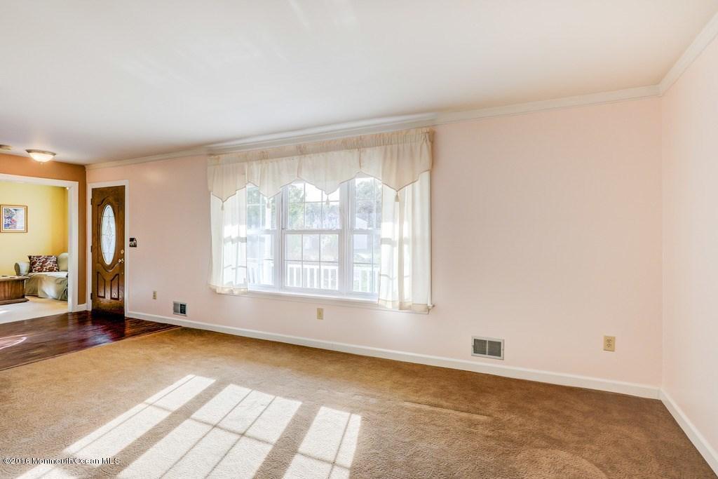 37 Anita Dr, Jackson, NJ 08527 photo 9