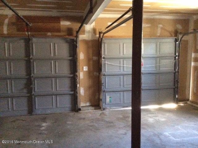 1 Southfork Dr, Jackson, NJ 08527 photo 4