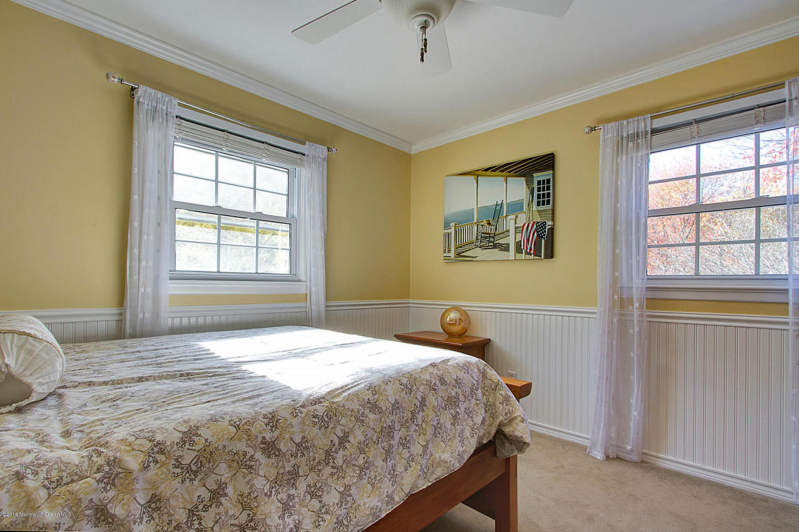 22 Nautilus Dr, Middletown, NJ 07748 photo 19