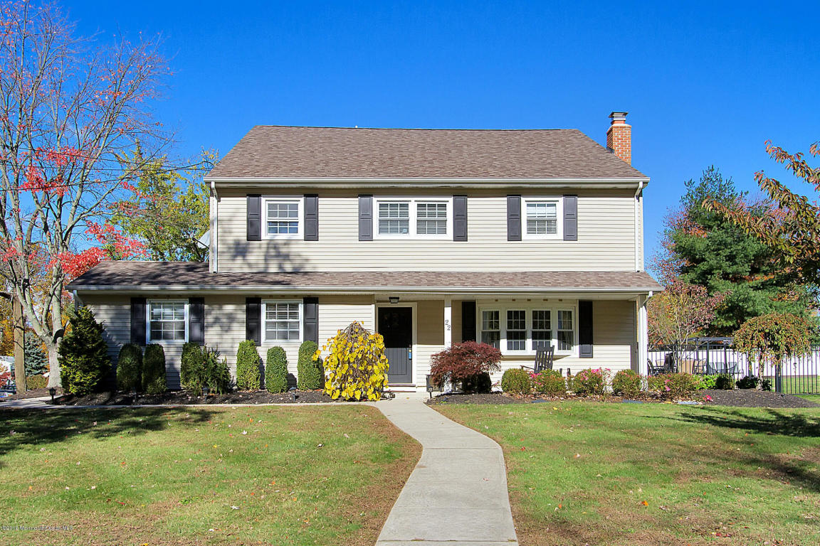 22 Nautilus Dr, Middletown, NJ 07748 photo 1