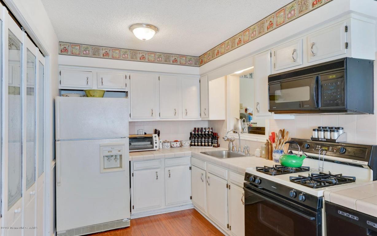 47 Tiller Dr, Waretown, NJ 08758 photo 9