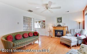47 Tiller Dr, Waretown, NJ 08758 photo 3