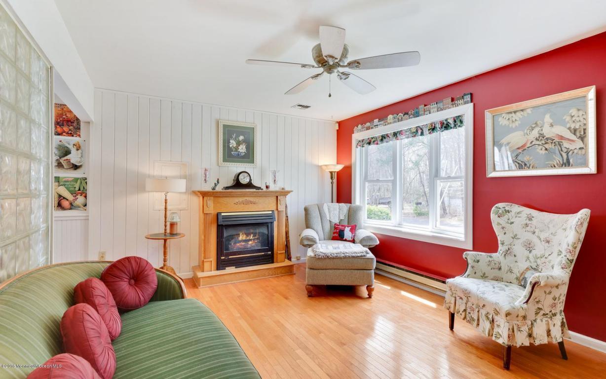 47 Tiller Dr, Waretown, NJ 08758 photo 4